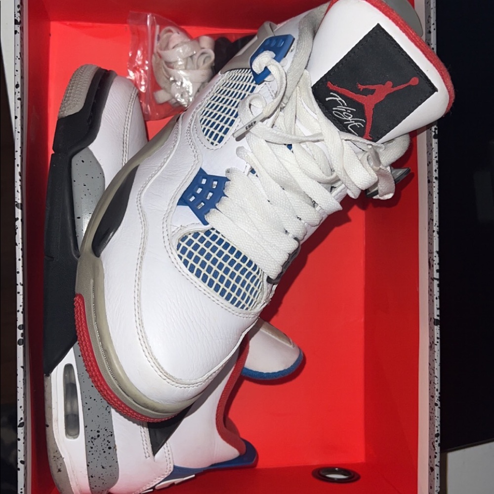 What the 4’s